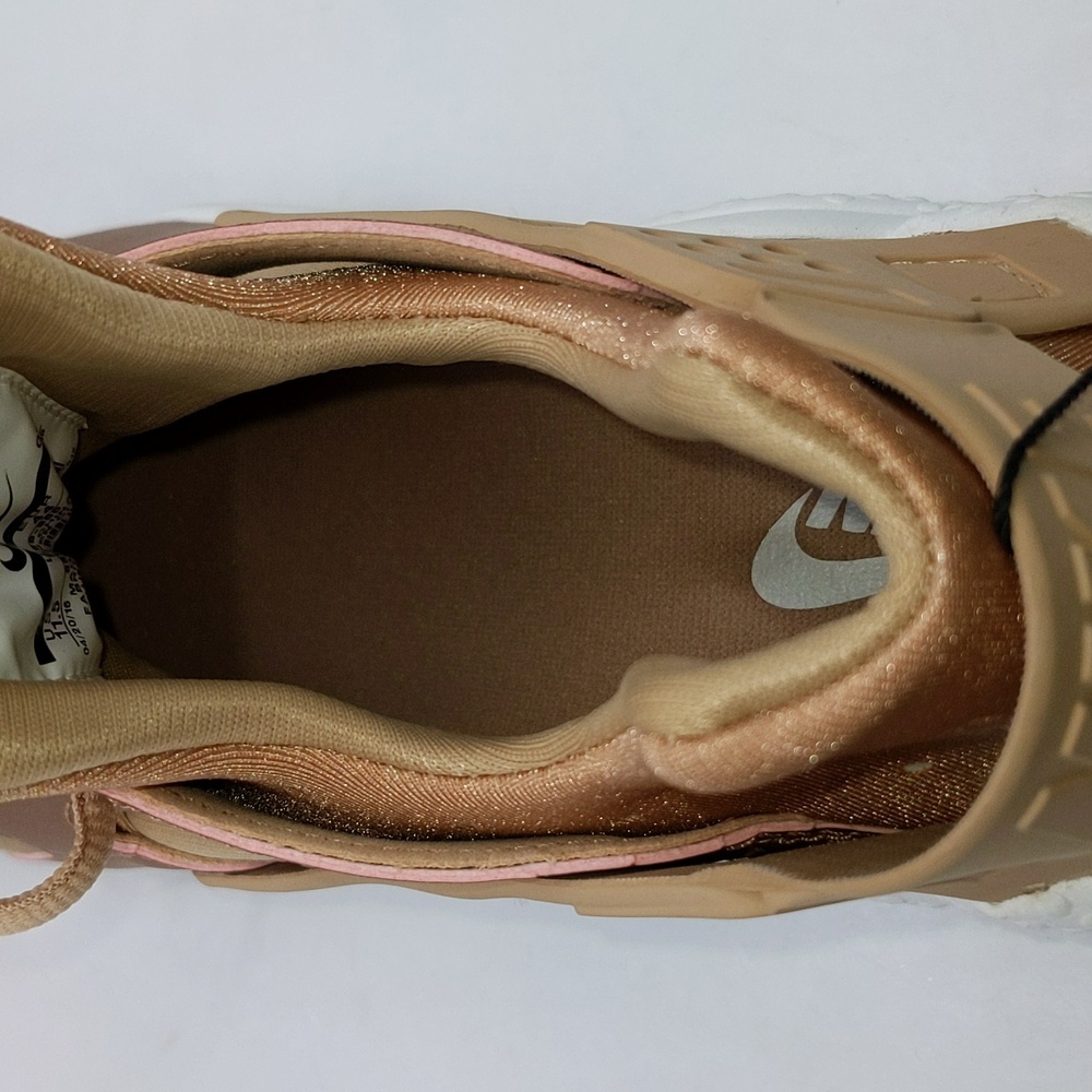 NWOB Nike Air Huarache Run SE Rose Gold Women's 859429-900 Sz 11.5 - Picture 8 of 9